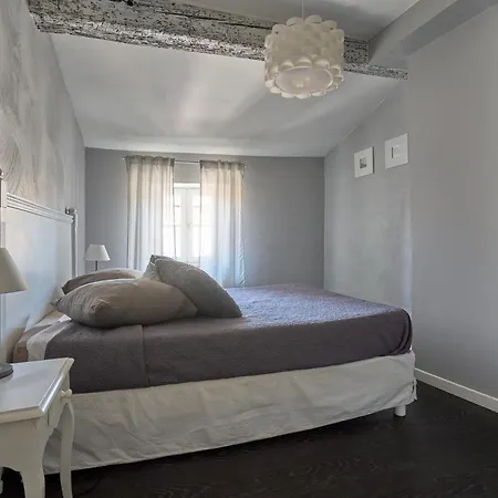 Holiday home Casa Royal: Direct Cité View With Nearby Free Parking