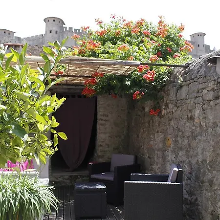 Casa Royal: Direct Cité View With Nearby Free Parking Carcassonne